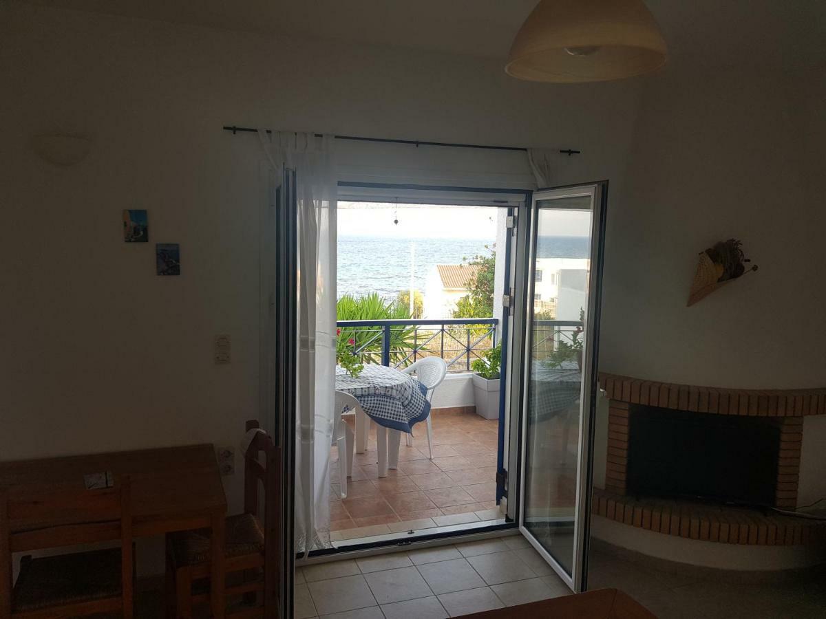 2 Ambelia Paradise Apartment Megalochori  Ngoại thất bức ảnh